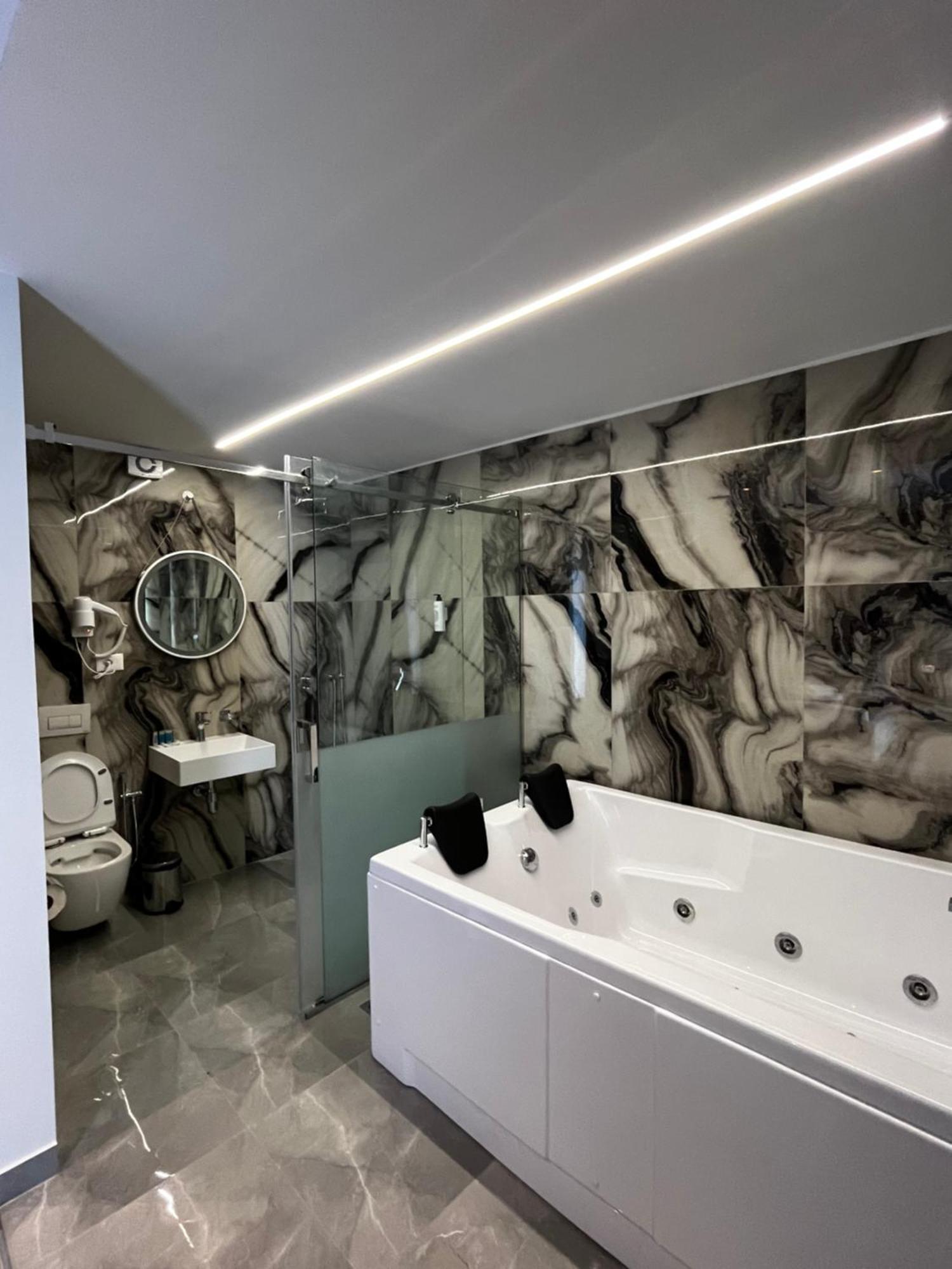 Leodori 3 Suites Shengjin Luaran gambar